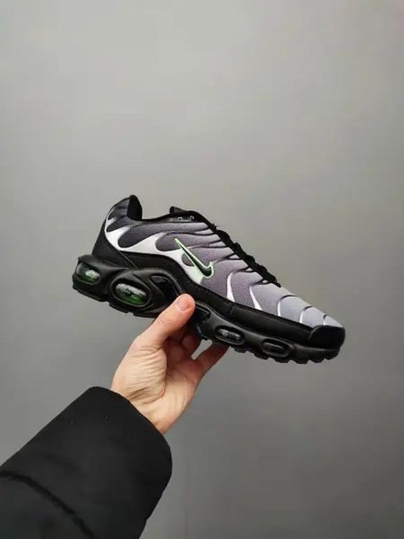 AIRMAX PLUS TN BLACK GREY GREEN