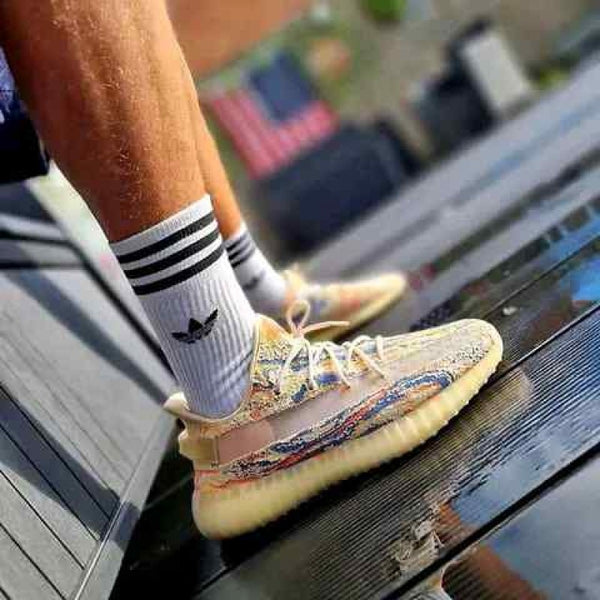 Adida_s Yeezy 350 V2 MX OAT y11