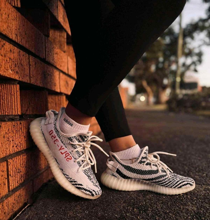 Yeezy 350 Zebra
