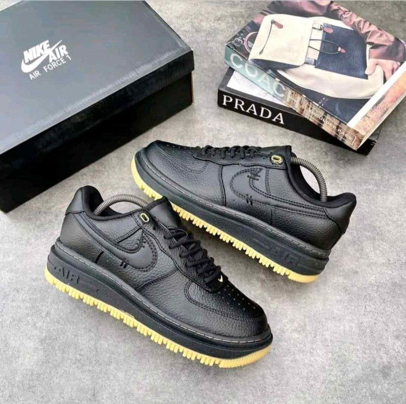 Nik e Airforce 1 Luxe Black Gum (340