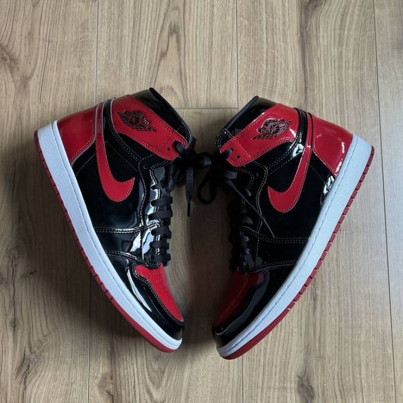Air Jordan 1 Retro High OG Patent Bred