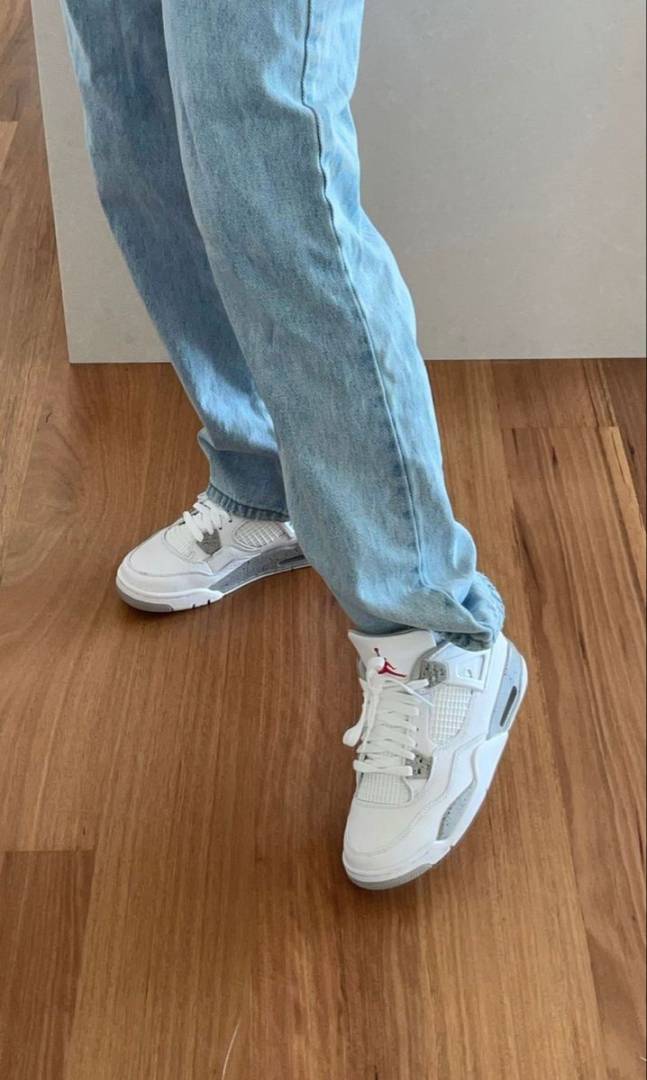 Air Jordan 4 Retro White Oreo