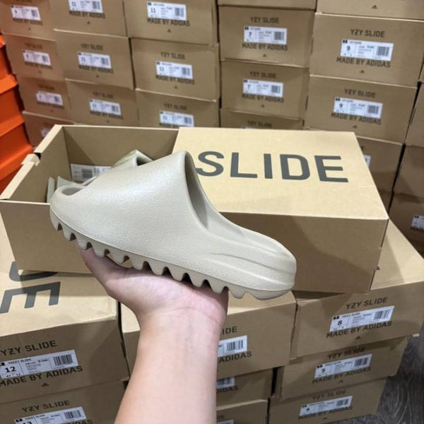 Yeezy Slide Pure