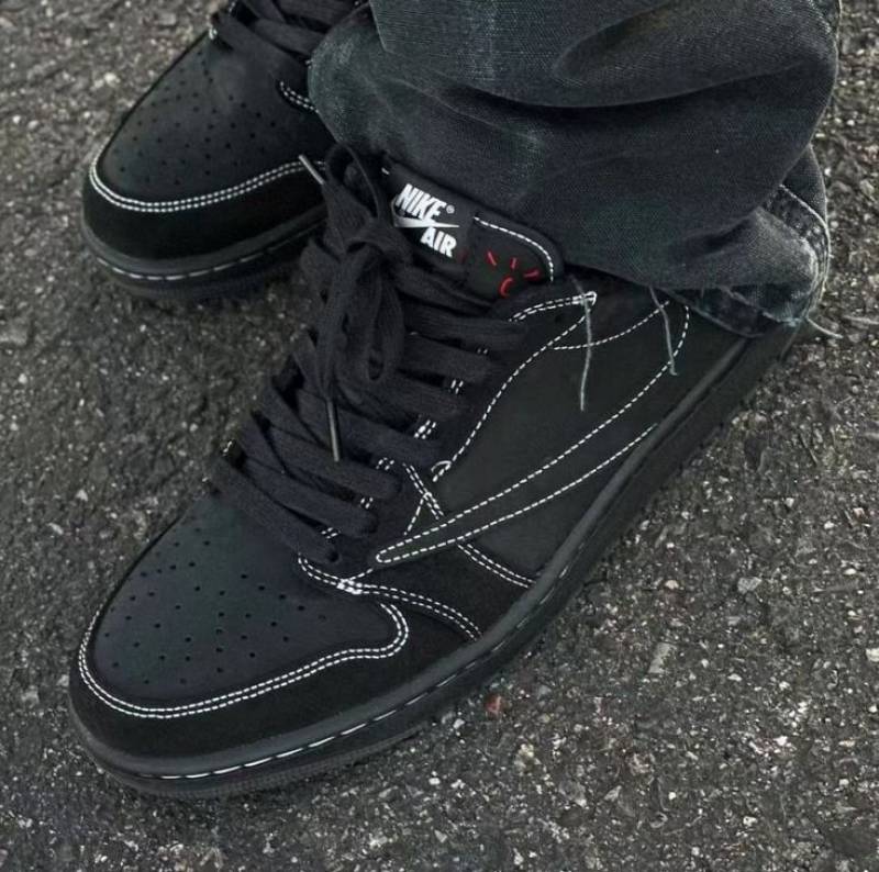 Travis Scott x Air Jordan 1 Retro Low OG SP Black Phantom