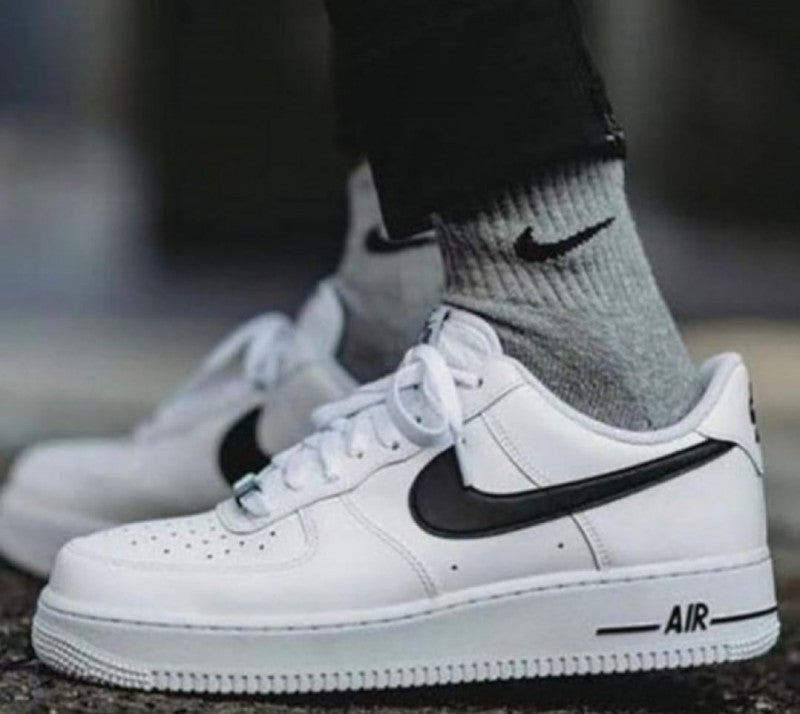 AIRFORCE 1 WHITE BLACK FIX