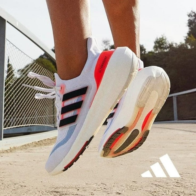 ULTRABOOST 23 WHITE ORENGE