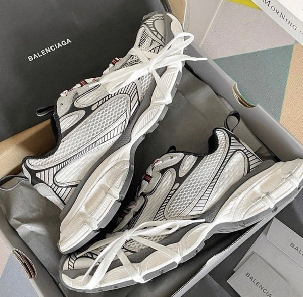 BALENCIAGA 3XL MODE