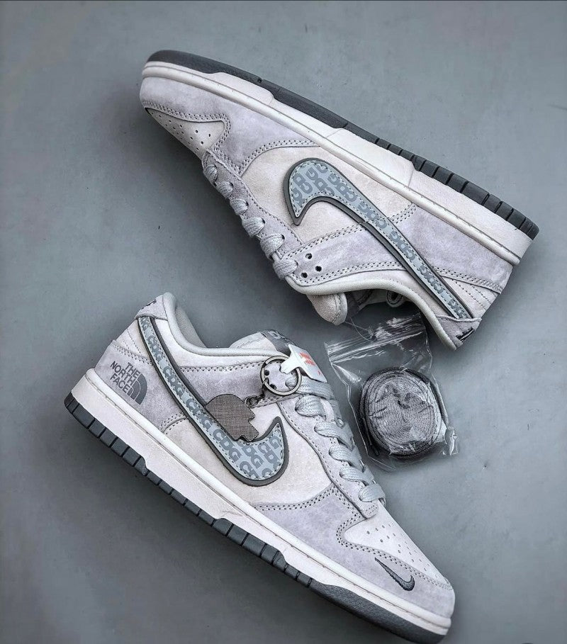 SB Dunk Low X North Face (248