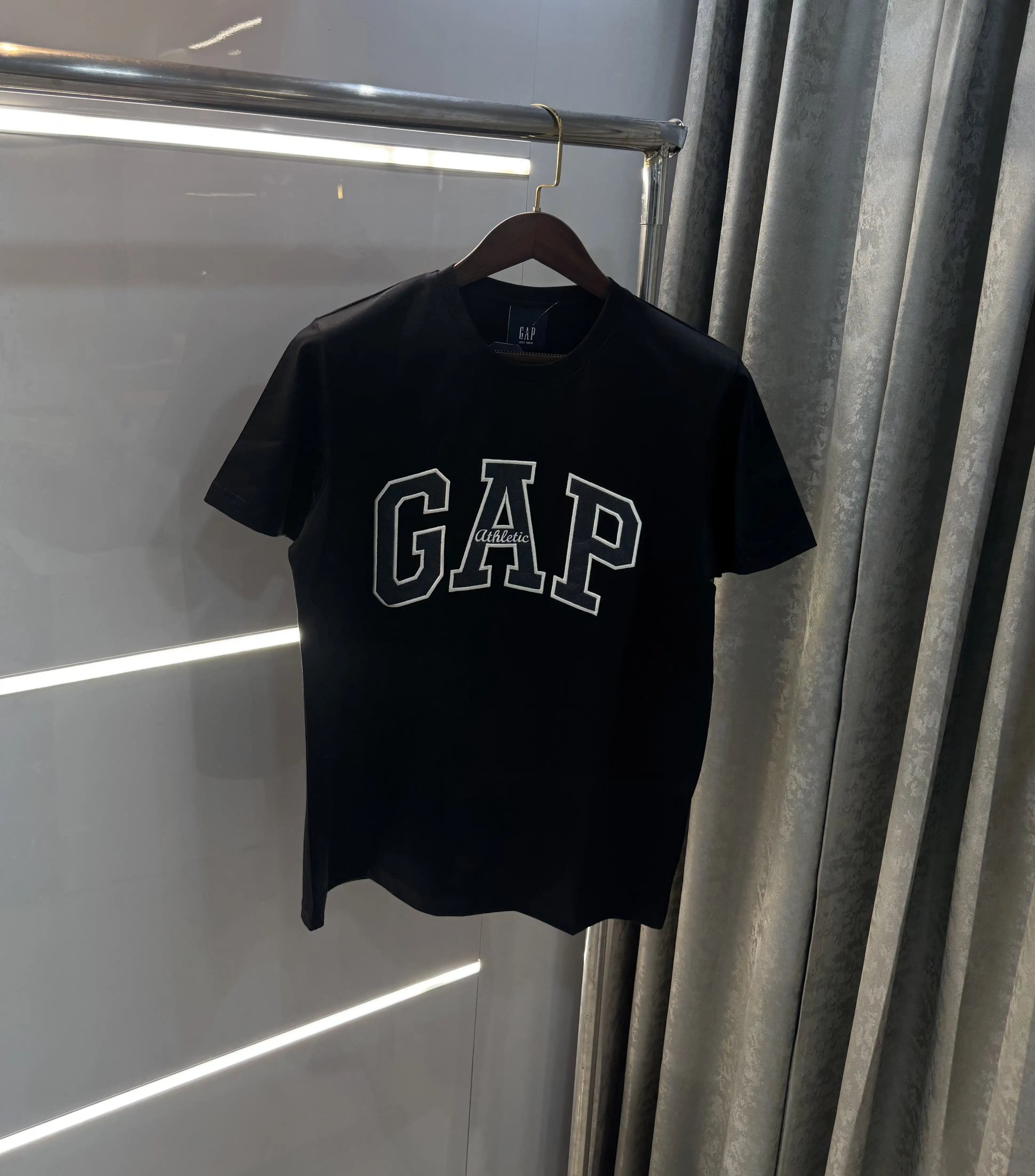 Gap Black Embroidery Logo Premium T-Shirt Main image