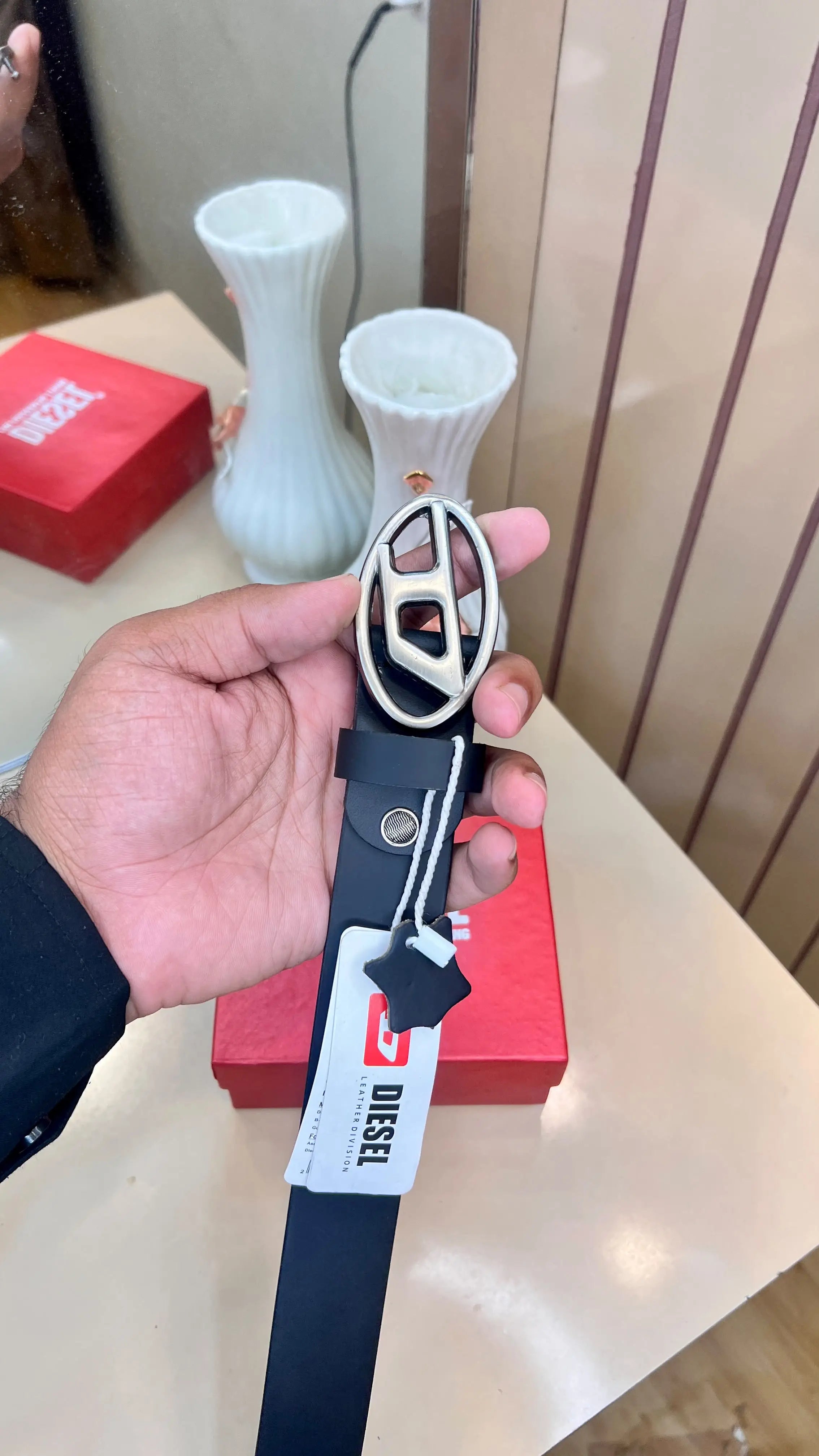 DIESEL PREMIUM QUALITY IMP LEATHER BELTS WITH OG BOX D-104 Secondary image