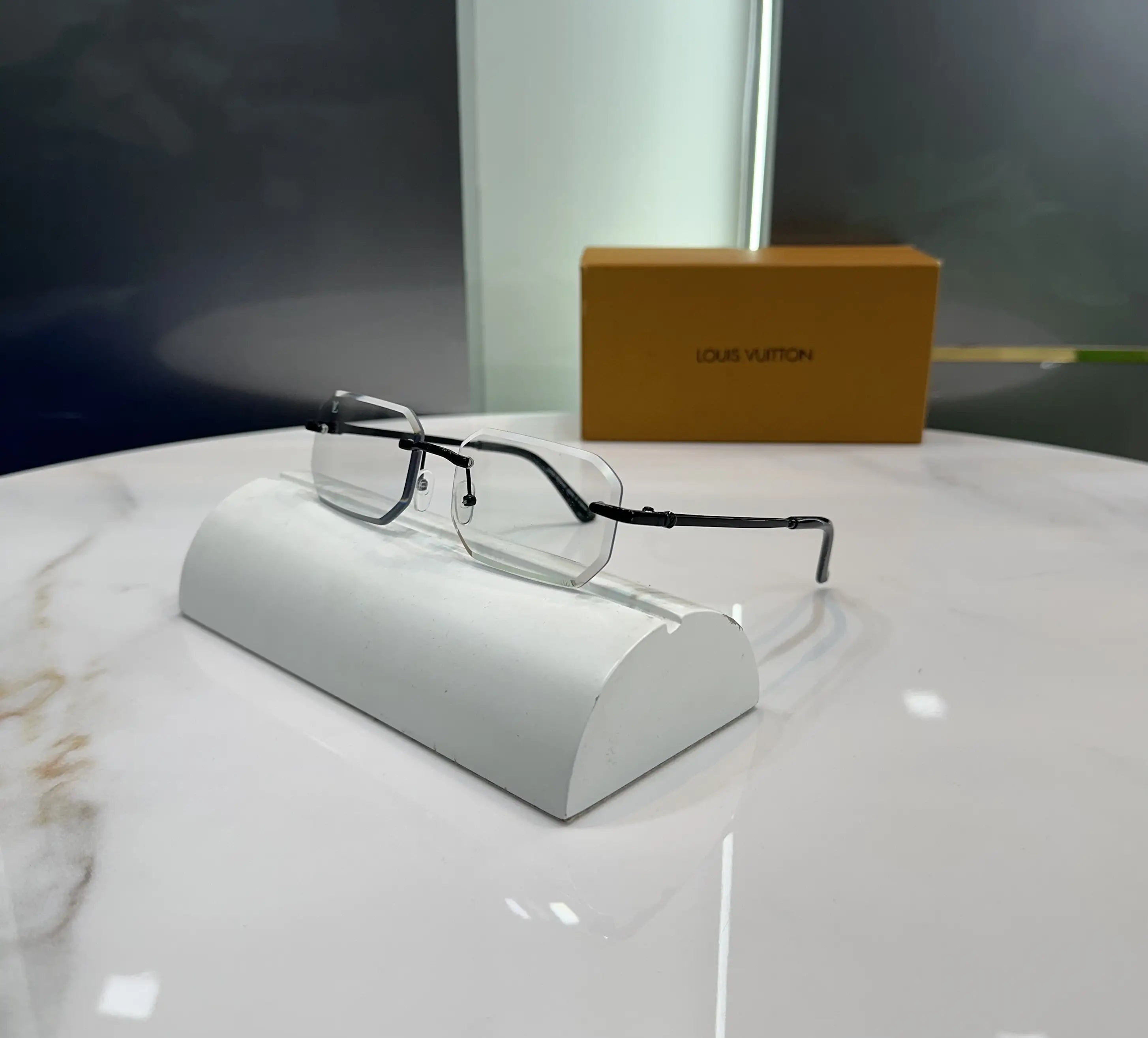 Louis Vuitto n Black Premium Glasses 1103 Main image