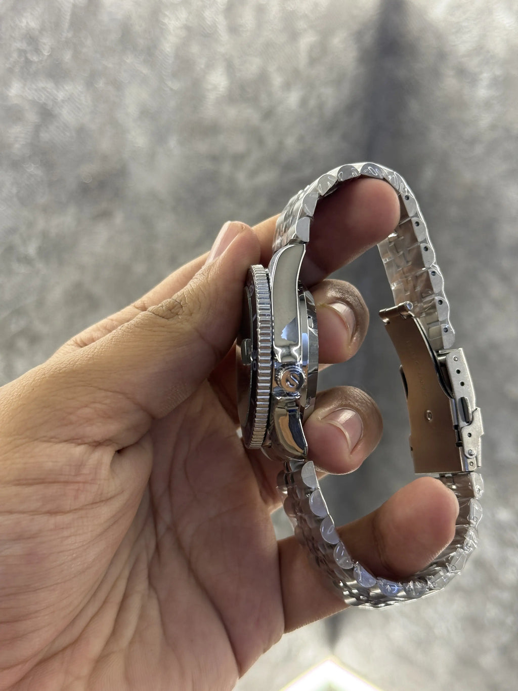 Seiko 5 GMT  Back Open 082