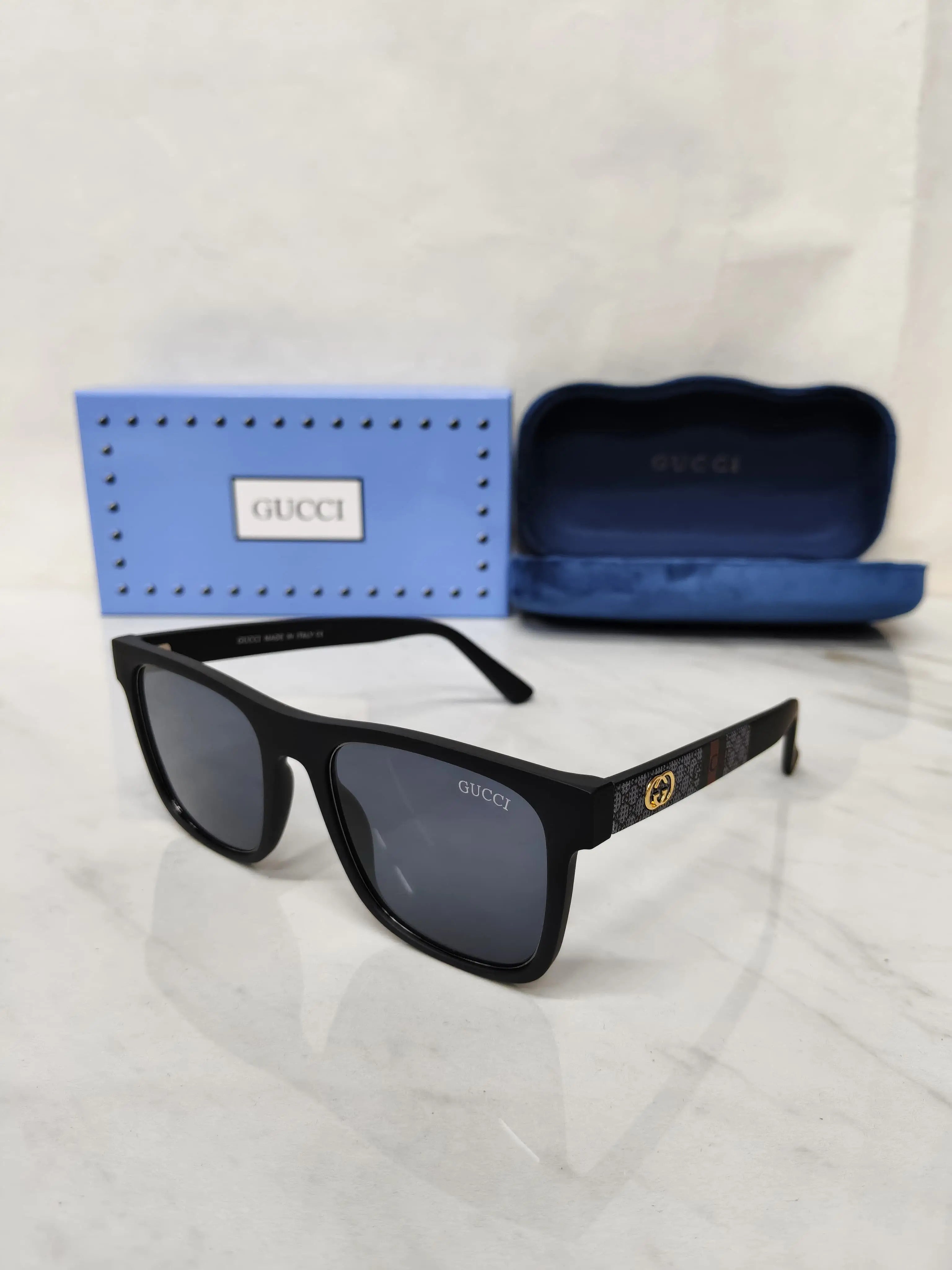 GUCCI 2052 LOGO STICK BLACK Main image