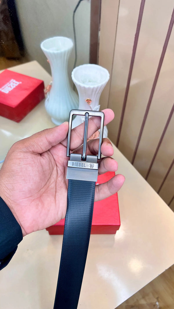 DIESEL PREMIUM QUALITY IMP REVERSEABLE BELT WITH OG BOX
