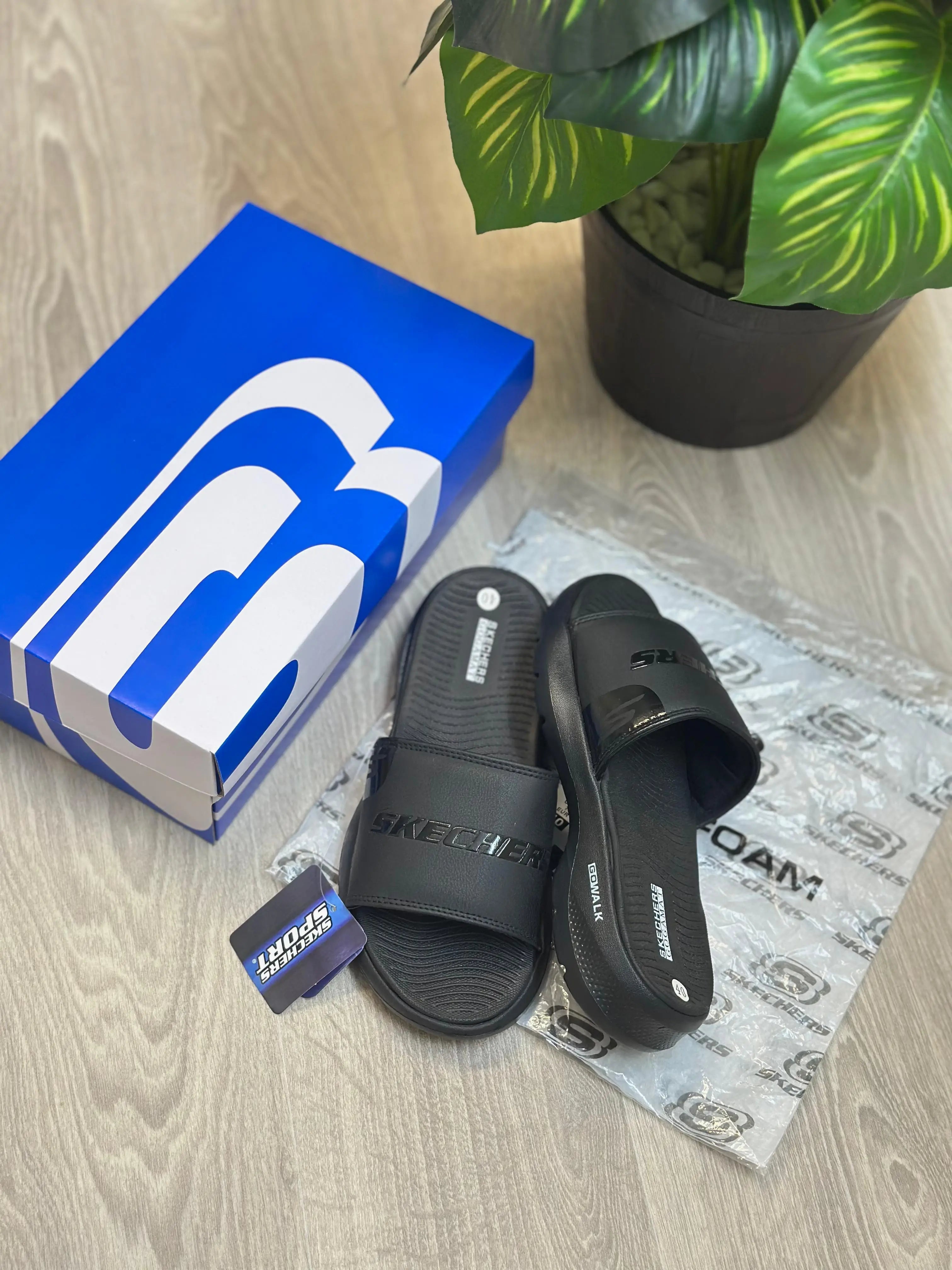 skechers Gowalk Gogamat Premium Slide Secondary image