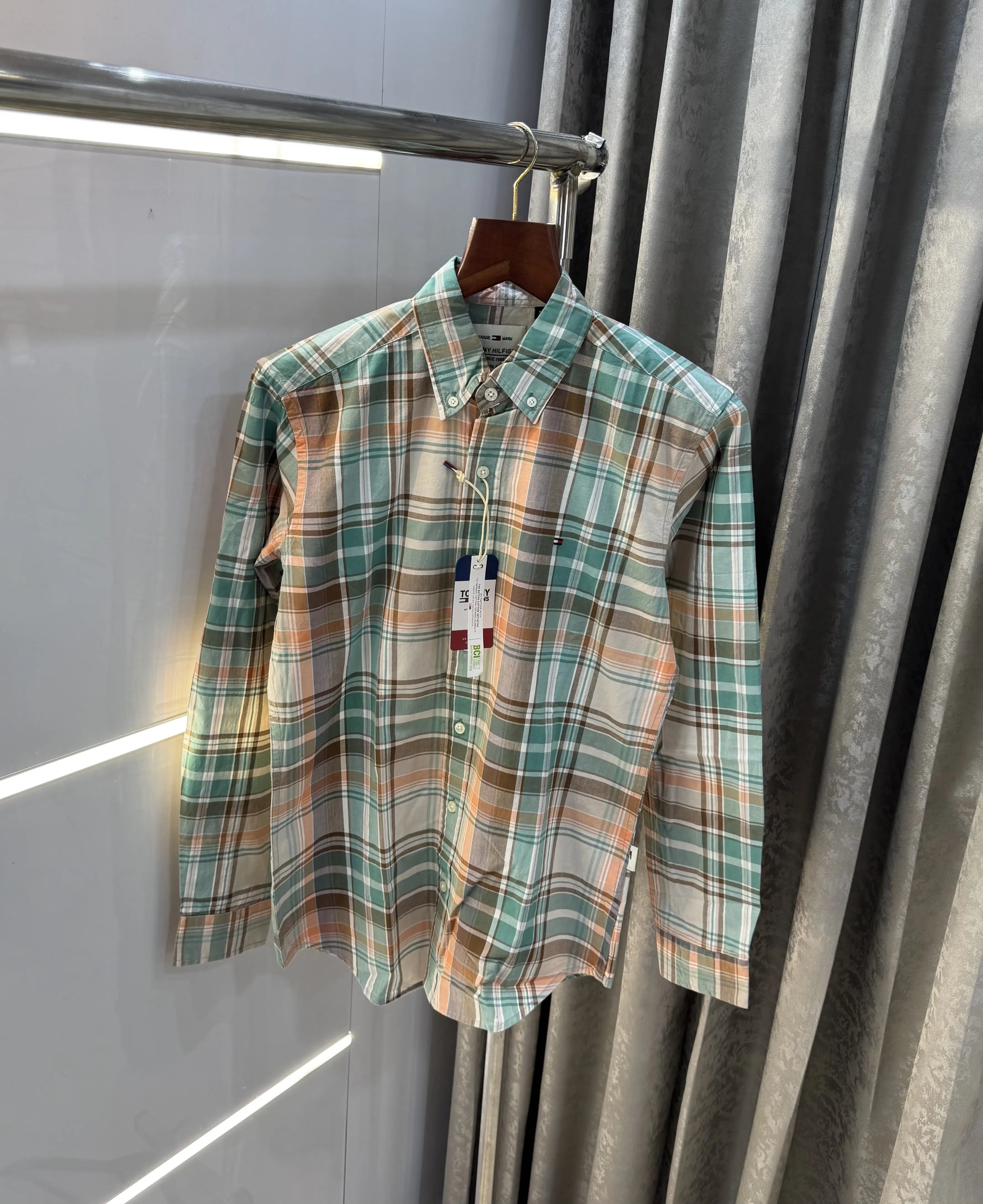 Tommy Hilfiger Brown Oxford Premium Shirt Secondary image