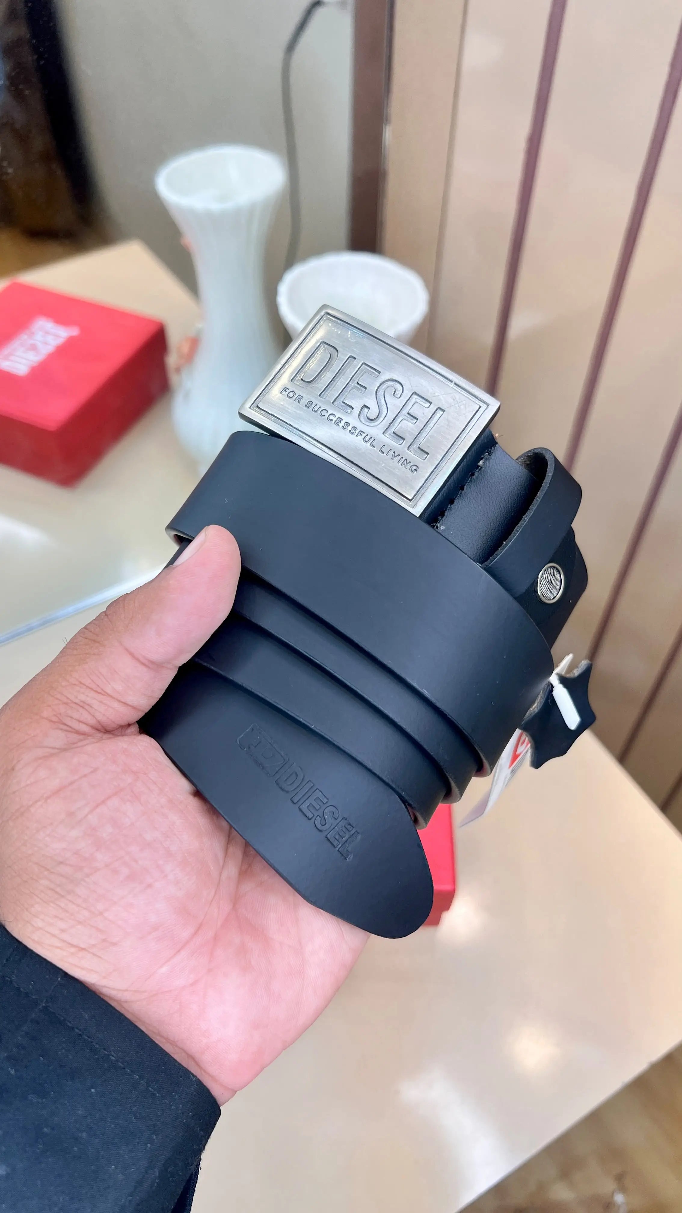 DIESEL PREMIUM QUALITY IMP LEATHER BELTS WITH OG BOX D-105 Main image