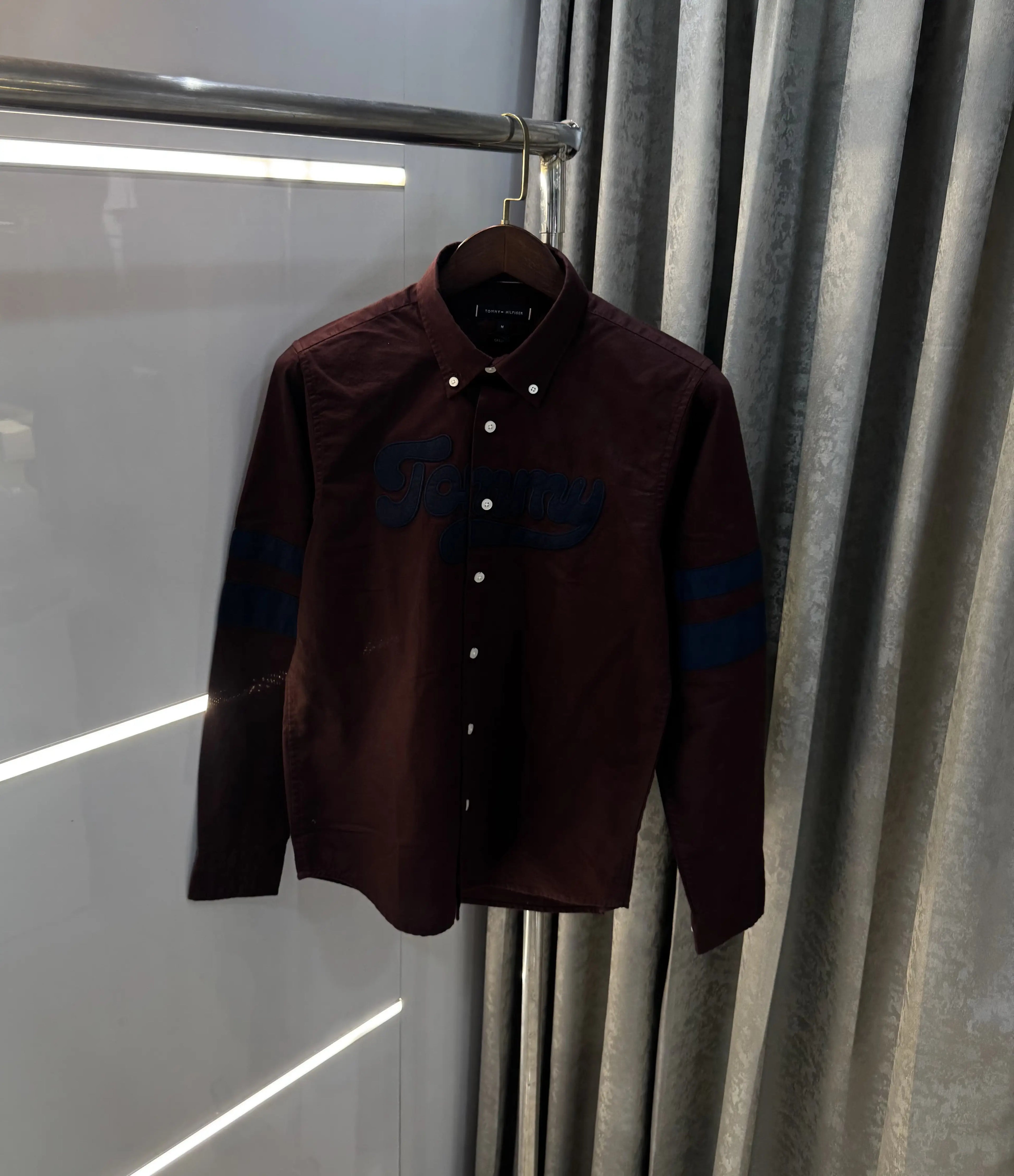 Tommy Hilfiger wine Classic Premium Shirt