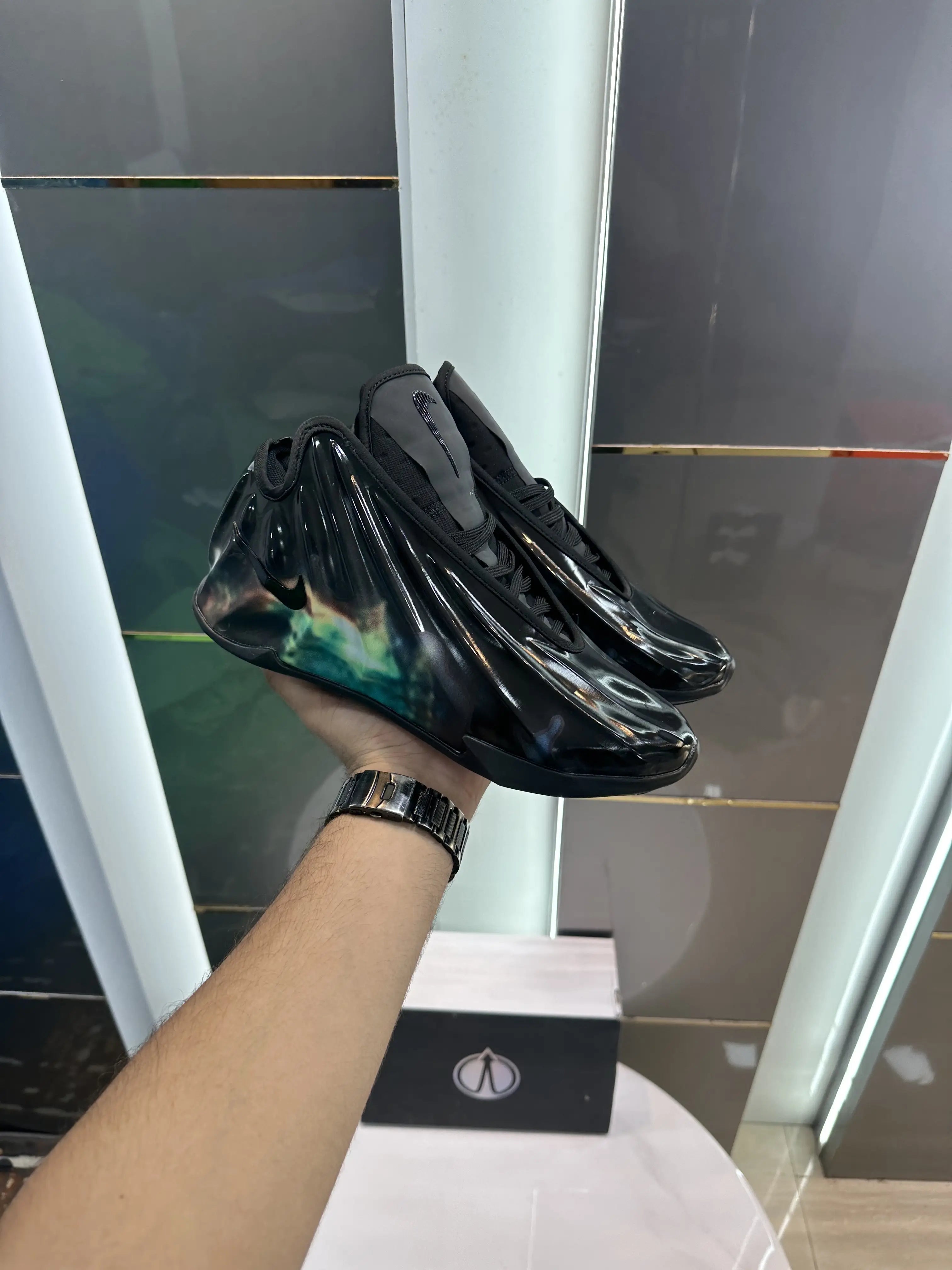 Nike_GT Future Galaxy Aura Edition