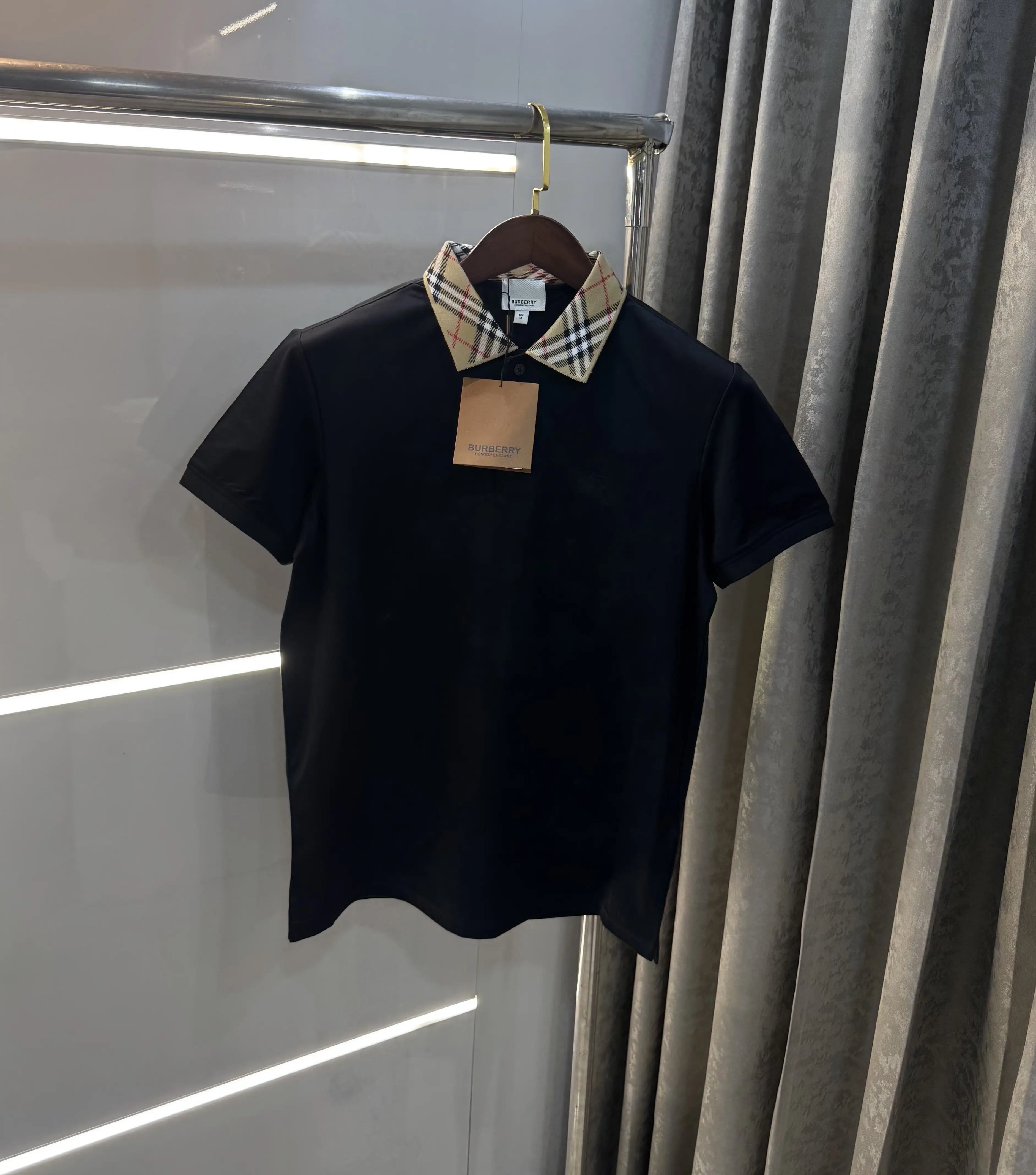 Burberr y Black Imported Polo T-Shirt Secondary image