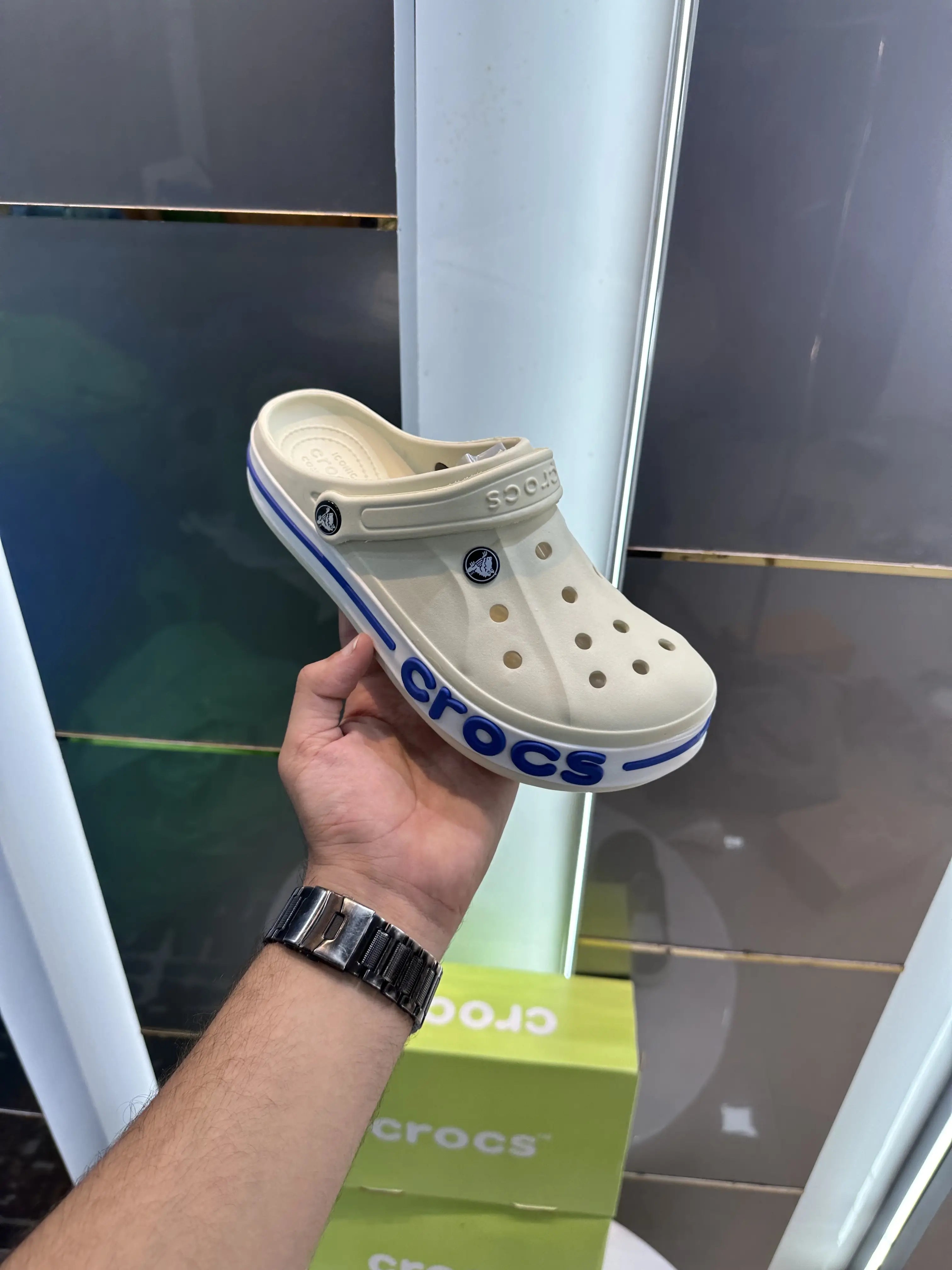 Crocs_Bayaband Clogs Beige Blue Main image