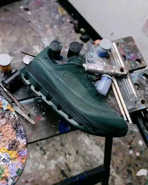 On Cloudflow 5 AD IKON Obsidian Green