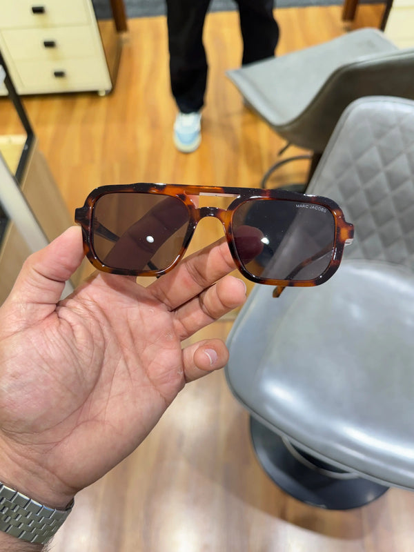 Marc_jacobs_18095_tiger_black