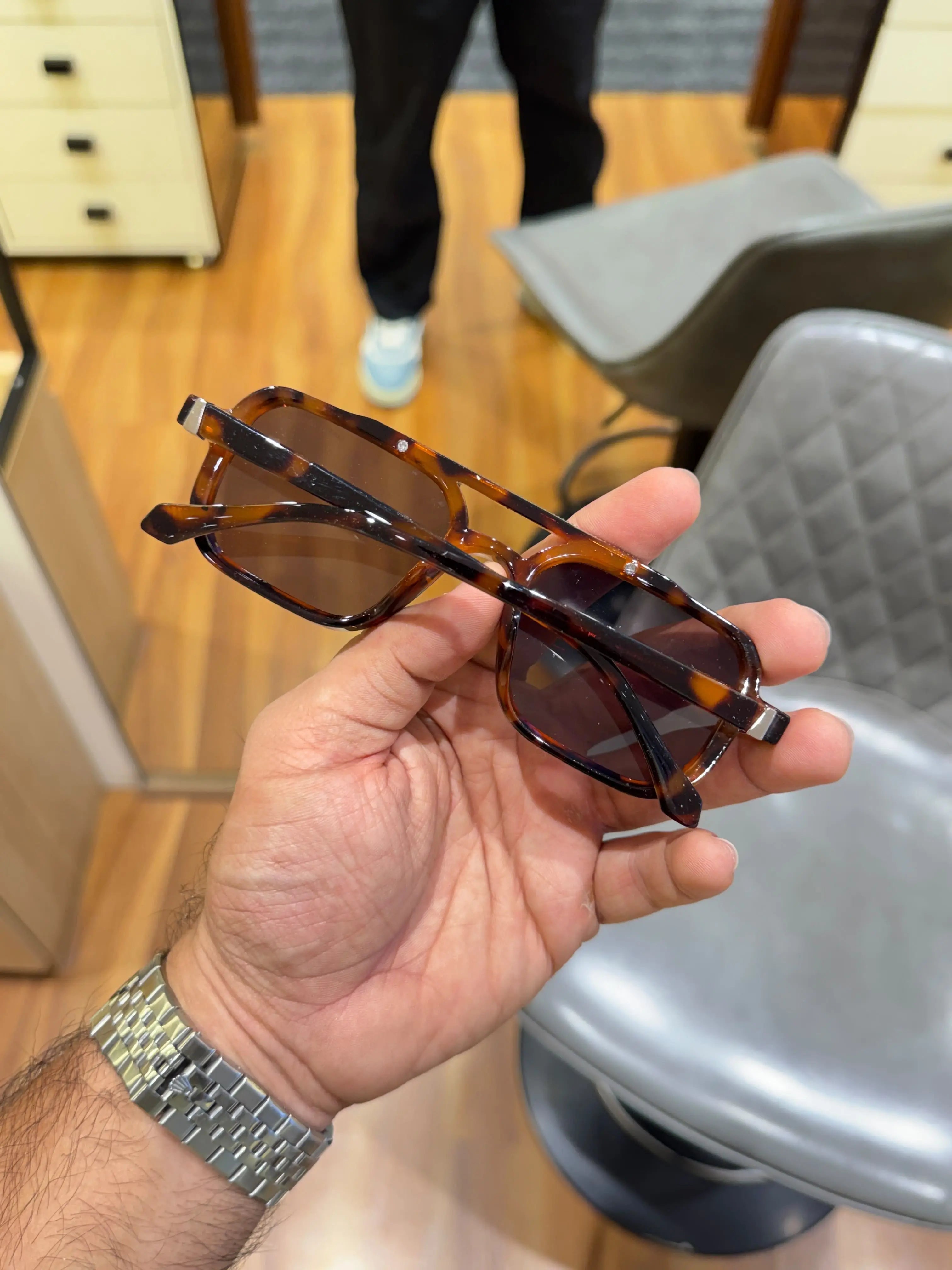 Marc_jacobs_18095_tiger_black