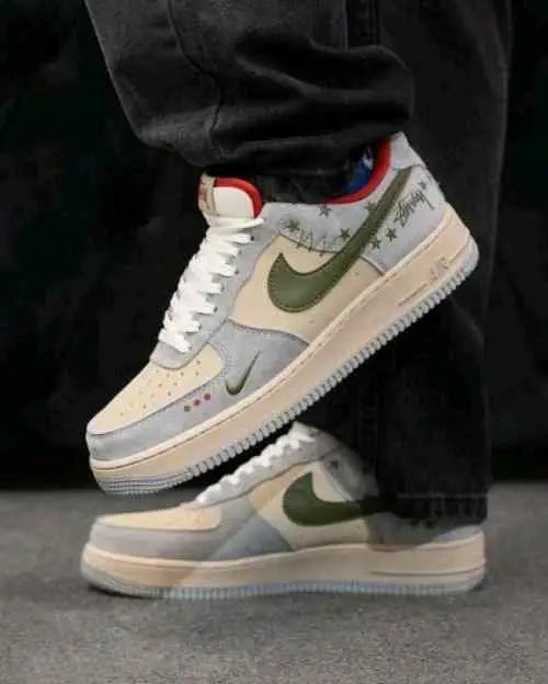 Nikee AirForce 1 X Stussy Grey Red Main image