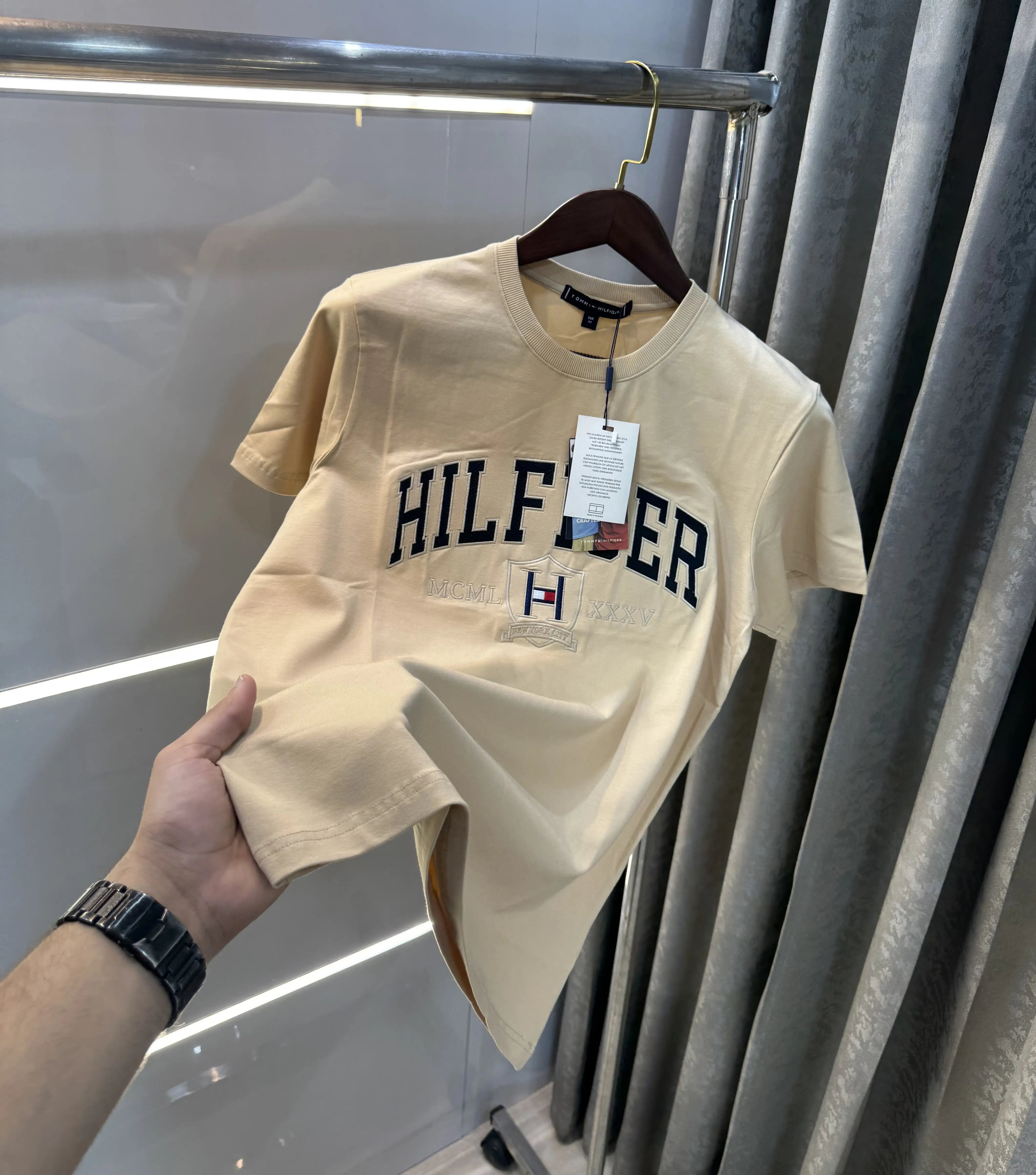 Tommy Hilfige r Beige Embroidery Logo Premium T-Shirt Secondary image