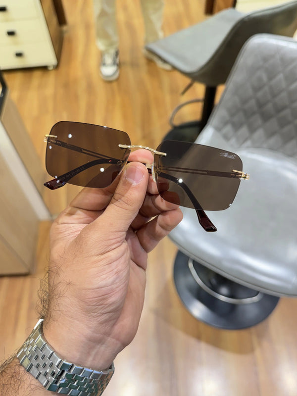 silhouette_0020_gold_brown