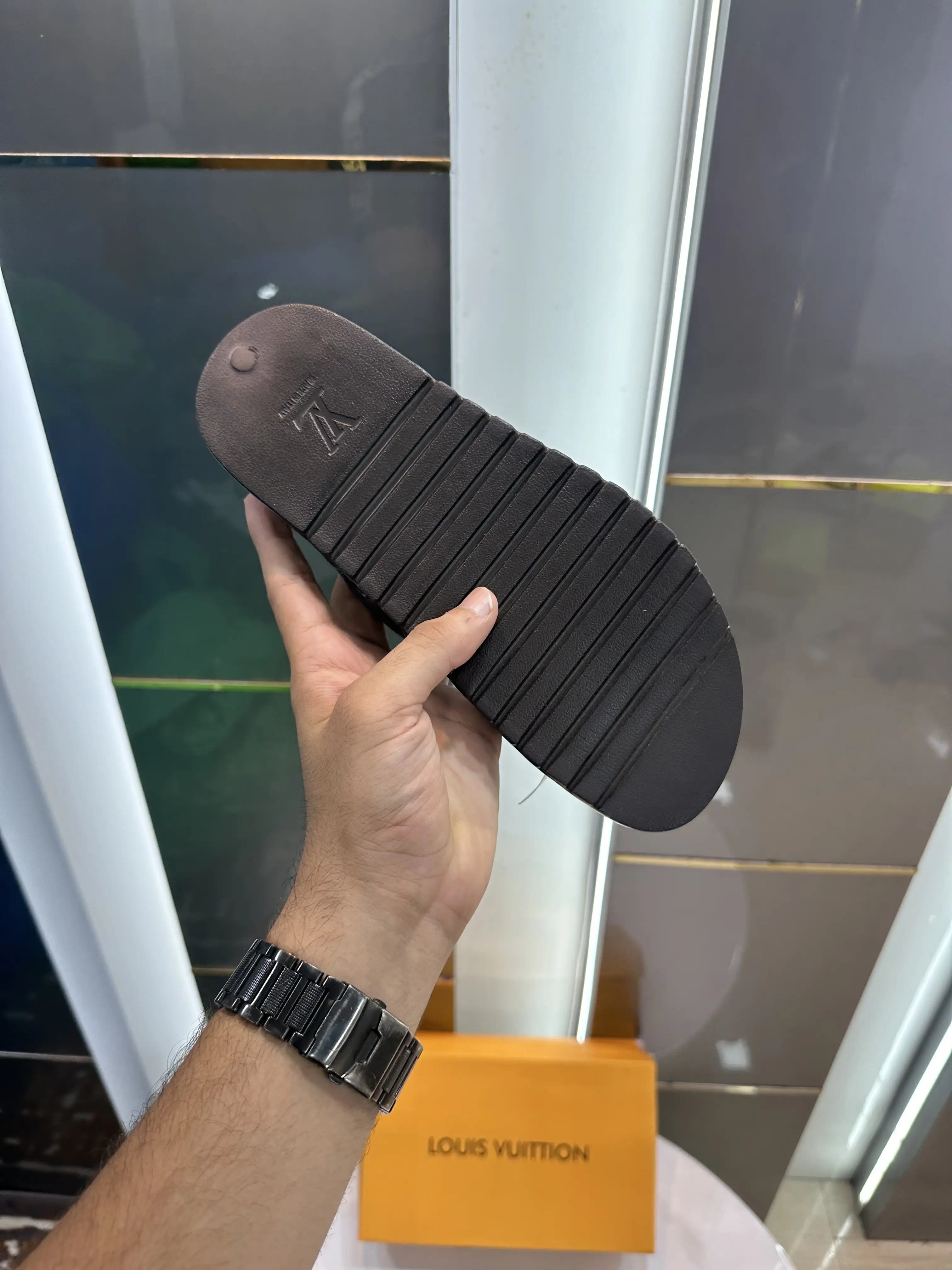 Louis_Vuitton Oasis Waterfront Mule All Black