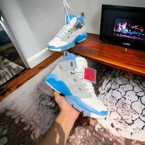 JORDAN retro 6 17 23 MULTI TOTAL BLUE Secondary image
