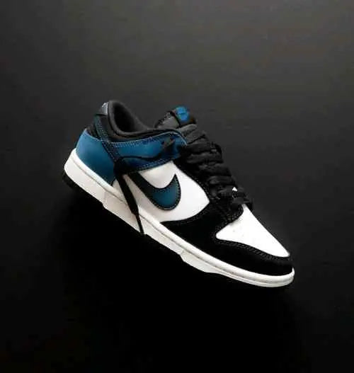 nikee nikee sb dunk low industrial blue