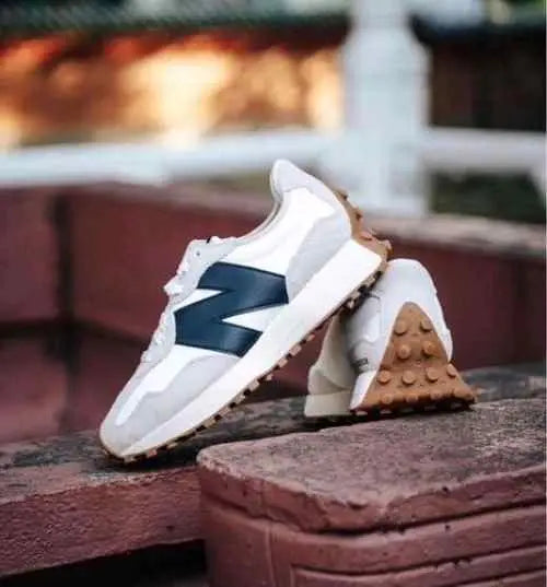 neww balance 327 WHITE NEVY