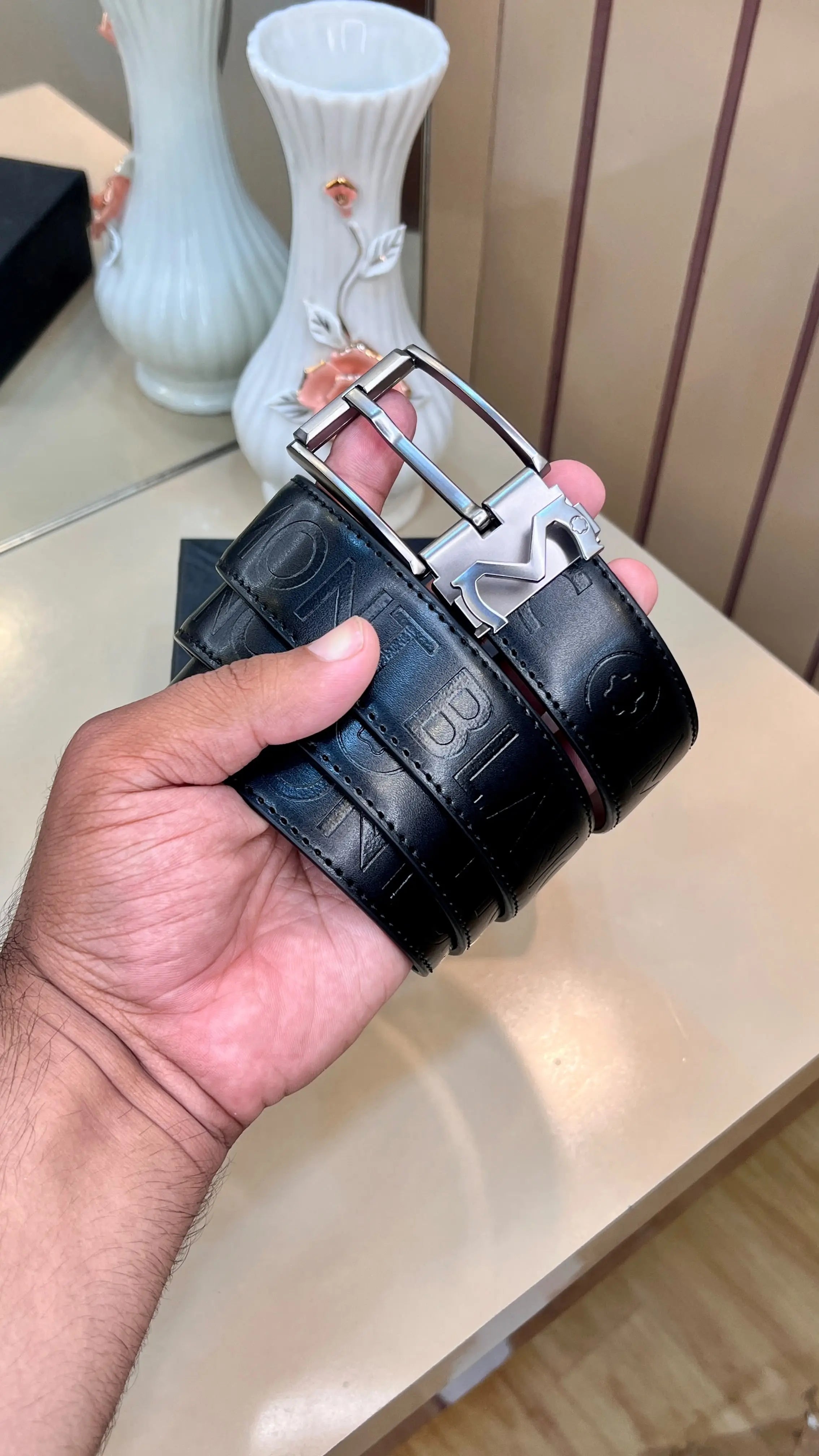 MONT BLANC PREMIUM QUALITY REVERSEABLE BELT WITH OG BO...X MB-704
