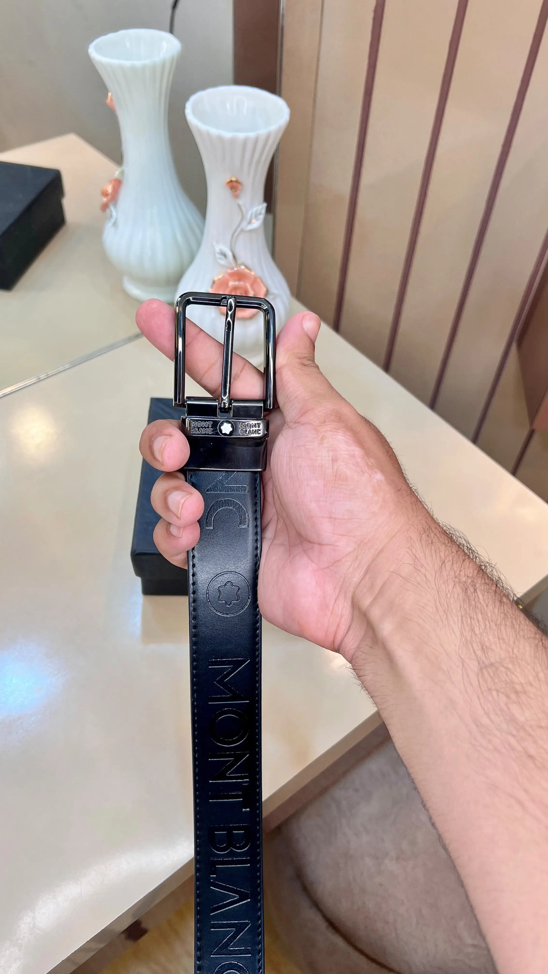 MONT BLANC IMP PREMIUM QUALITY EMBOSSED REVERSEABLE BELT WITH OG BOX MB-808 Secondary image