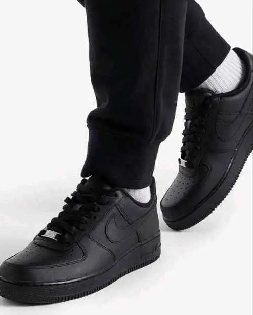 Nikee Airforce 1 Black SEMI UA with all accessories for her fix