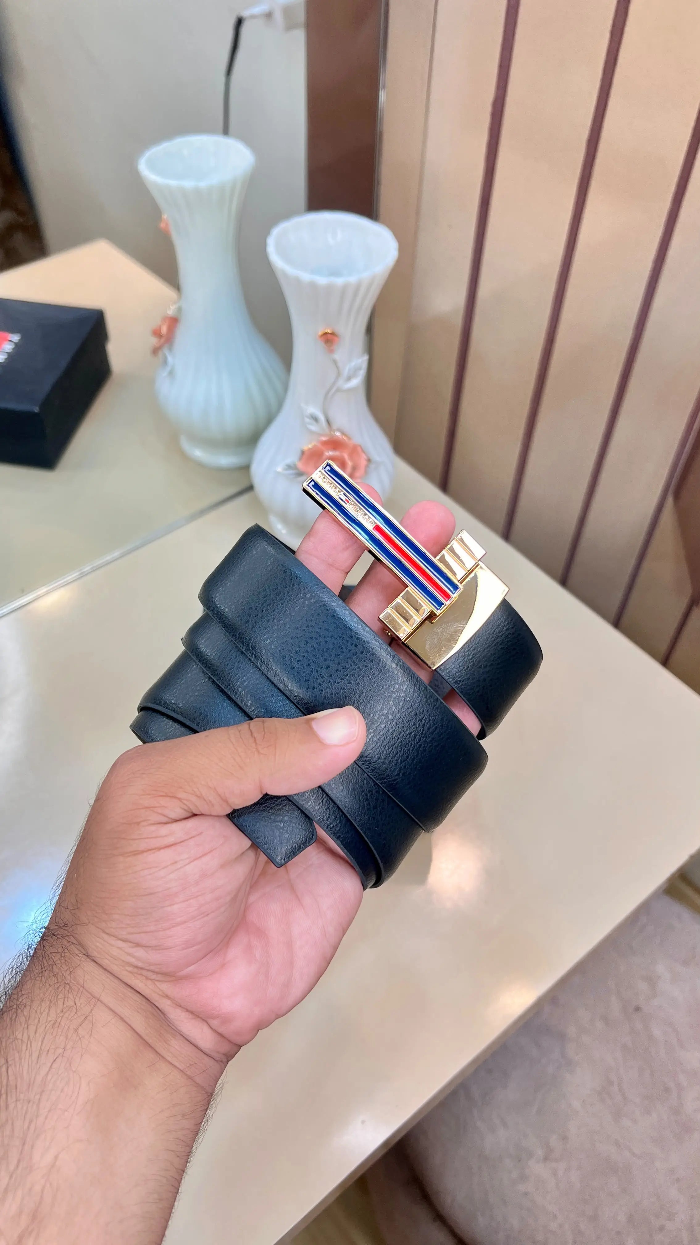TOMmy HiLFIgER. PREMIUM QUALITY REVERSIBLE BELT TM-905