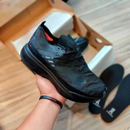 ON CLOUD BOOM STRIKE SNEAKERS BLACK Main image
