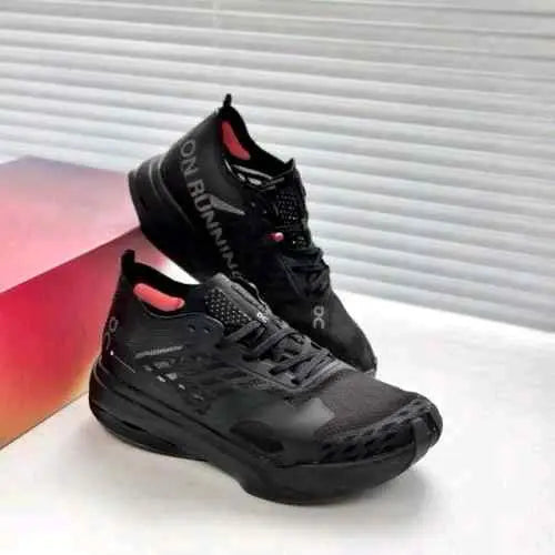 ON CLOUD BOOM STRIKE SNEAKERS BLACK