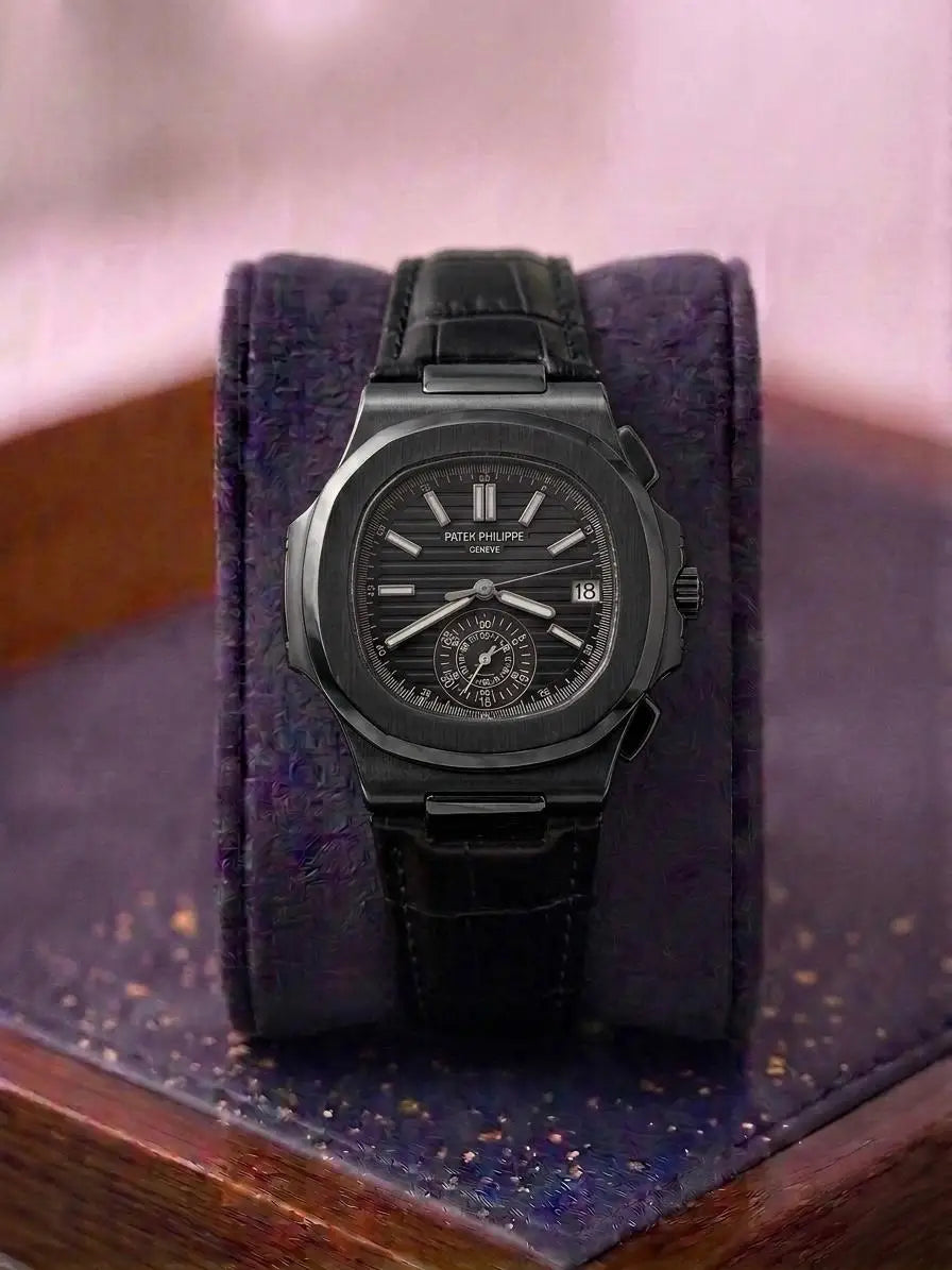 Patek_Phillipe Nautilus Quartz Leather 378 Main image