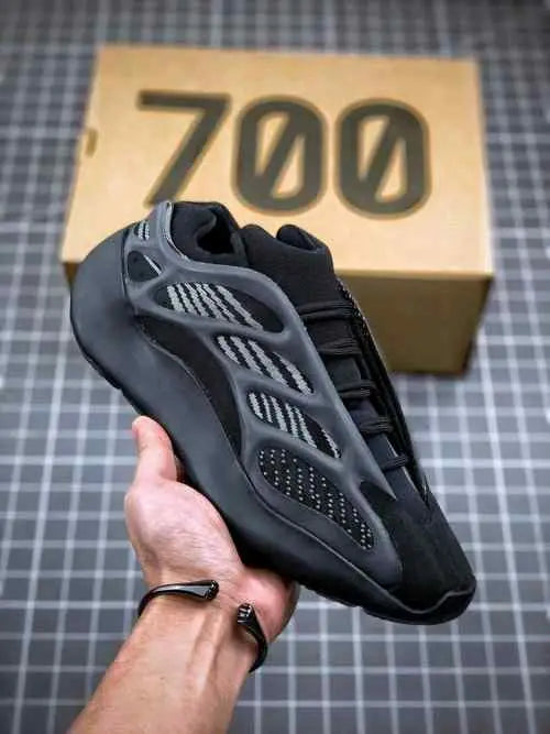 Adidass Yeezy 700 v3 Alvah Semi UA Main image