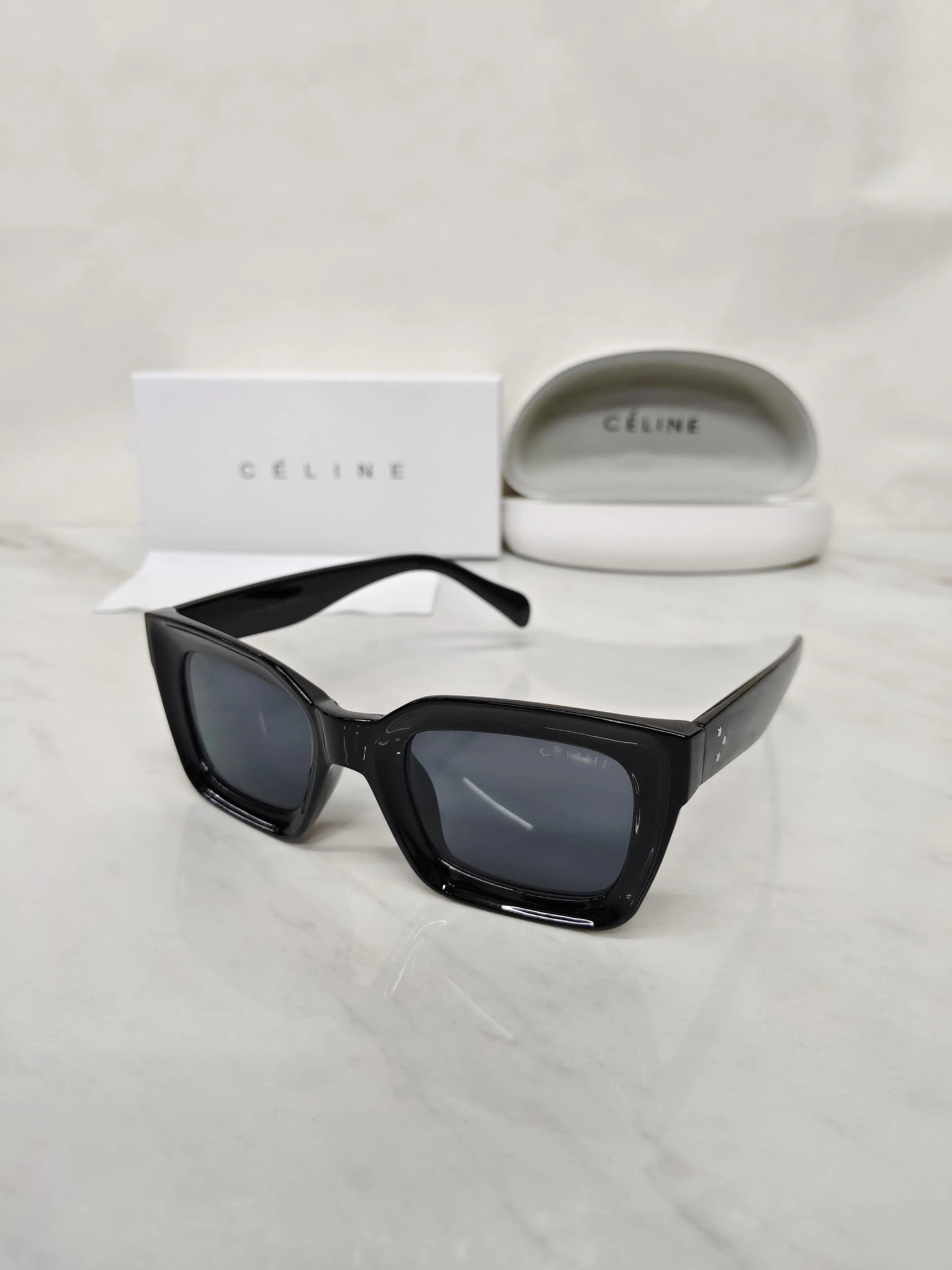 CELINE 1562 GLOSSY BLACK Main image