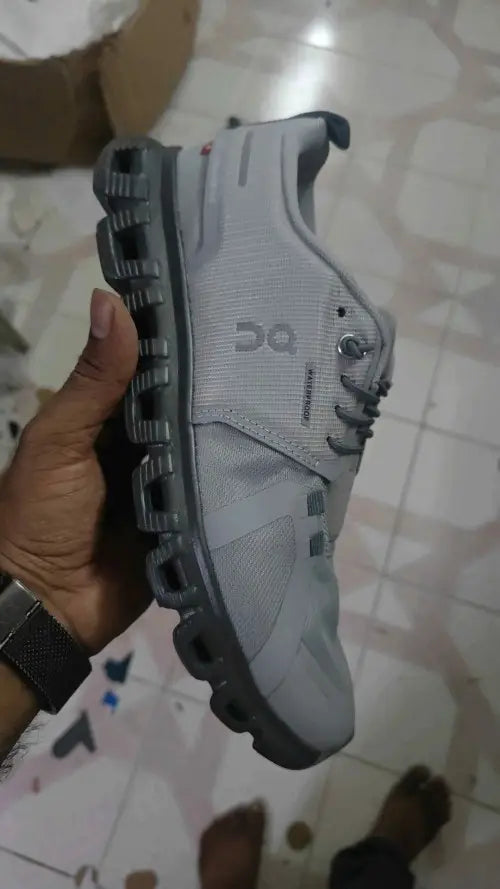 ON Cloud 6 Waterproof Alloy Wolf grey