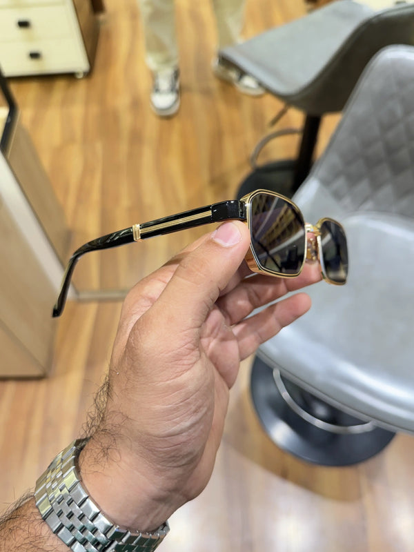 Tomford_9817_gold_black