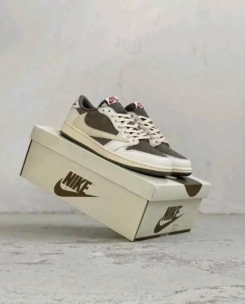 jordan retro 1 low REVERSE MOCHA SEMI UA