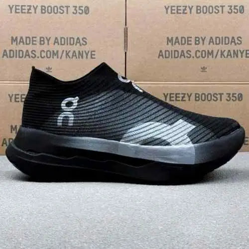 On Cloud Boom Strike SL Black Grey