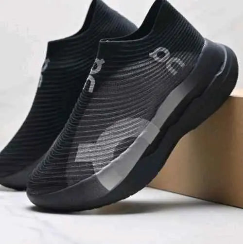 On Cloud Boom Strike SL Black Grey