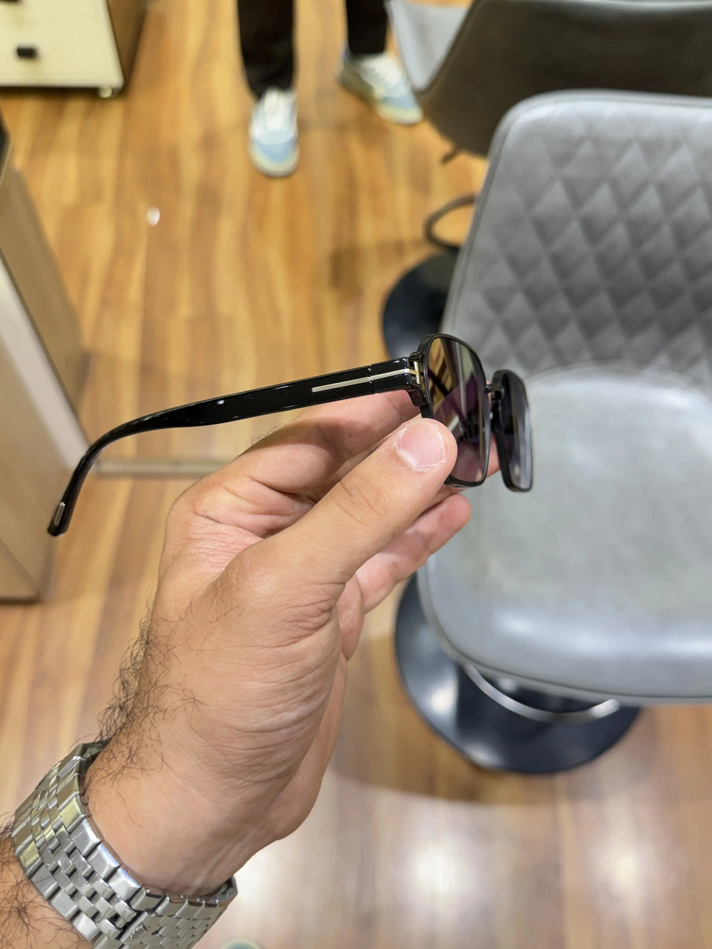 Tomford_9813_silver_black_shaded
